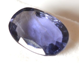9-ratti-certified-iolite