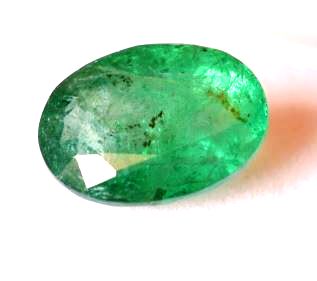 Buy 7.25 Ratti Natural Emerald (Panna) Online