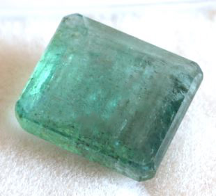 Buy 7 Ratti Natural Emerald (Panna) Online