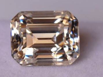8-ratti-certified-moissanite
