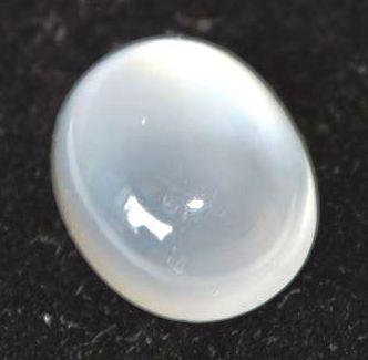7-ratti-certified-moonstone
