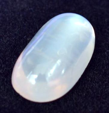 10.25-ratti-certified-moonstone