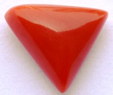 6.31-ratti-certified-triangular-red-coral-gemstone
