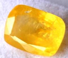 6.8-ratti-certified-yellow-sapphire-stone