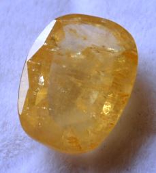 7-carat-certified-yellow-sapphire-stone