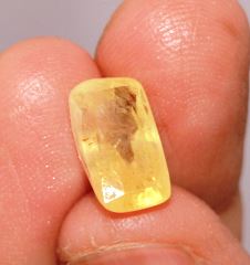 7.17-ratti-certified-yellow-sapphire-gemstone